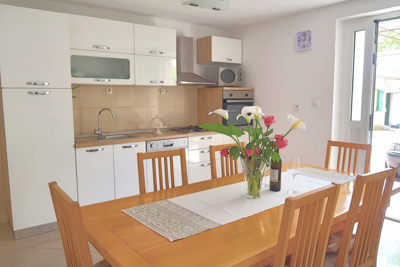 Studio Apartman Mia Stobreč Kültér fotó
